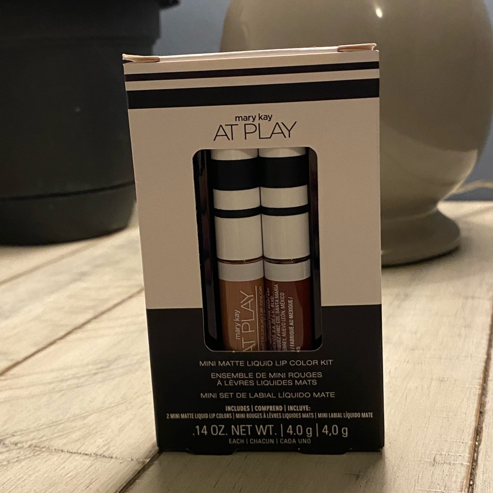 Mary Kay at Play® Liquid Lip Color Mini-Matte Kits